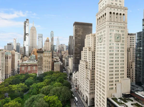 5 East 22nd Street image 1 of 16