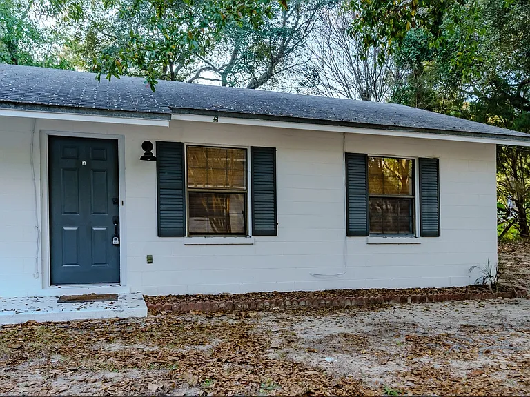 361 Satsuma Rd #C — Photo 10