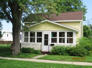 1317 Taylor St, Bay City, MI 48708