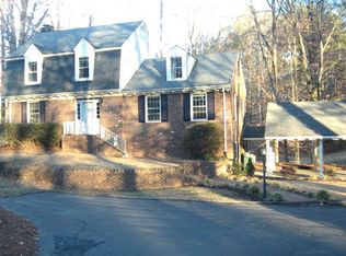 1312 Hermitage Rd, Sanford, NC 27330