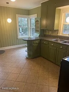 90 Lakewood Dr — Photo 16