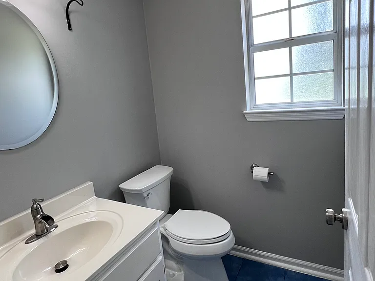 2111 Pentland Rd — Photo 13