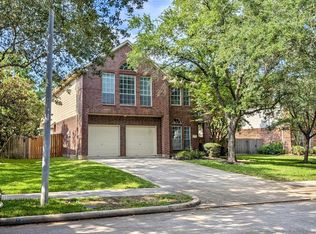 911 Tyler Run, Sugar Land, TX 77479