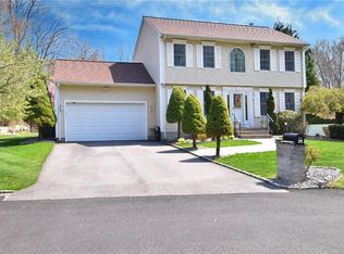 21 Deer View Rd, Johnston, RI 02919