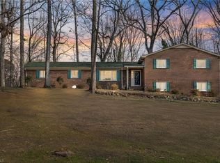 2717 Castes Dr, Pfafftown, NC 27040