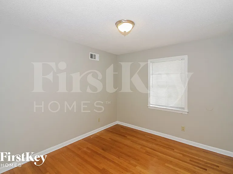 2693 Satellite St — Photo 11