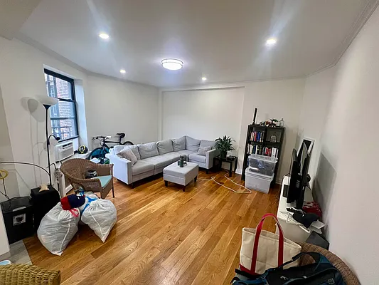 Rented by Guidance Realty Corp. | media 4