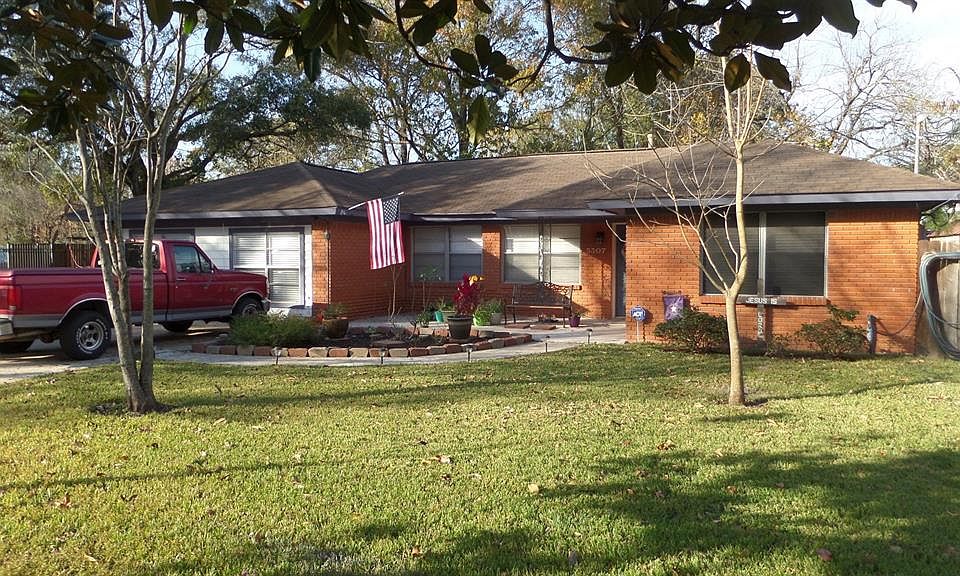 1st image of 15507 S Brentwood St