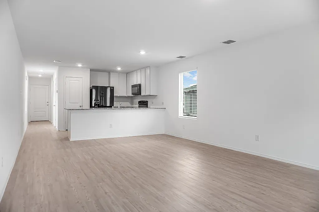 Building Photo - 1424 Teak Ln