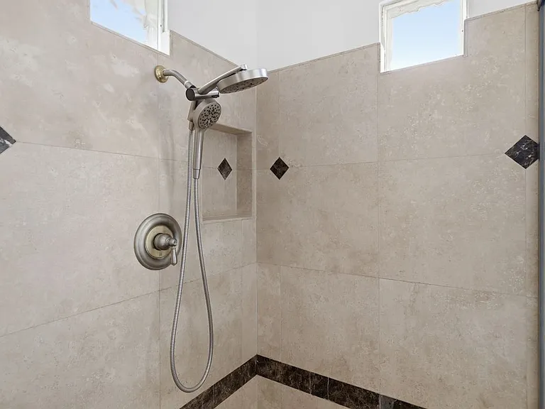 8261 E Alpine Ct — Photo 6