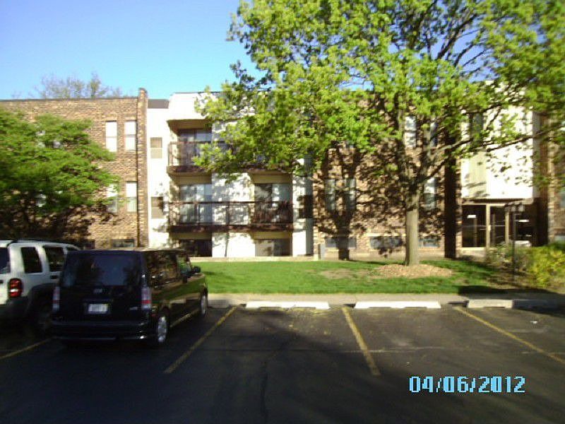 1st image of 2149 Country Club Dr APT 25