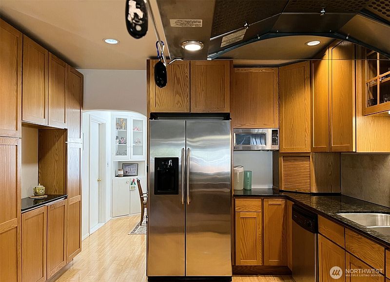 3rd image of 611 11th Street