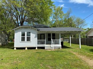 204 W Vance St, Plain Dealing, LA 71064