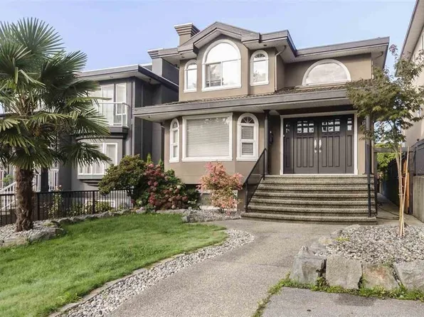 183 Howard Ave N, Burnaby, BC V5B 1J6