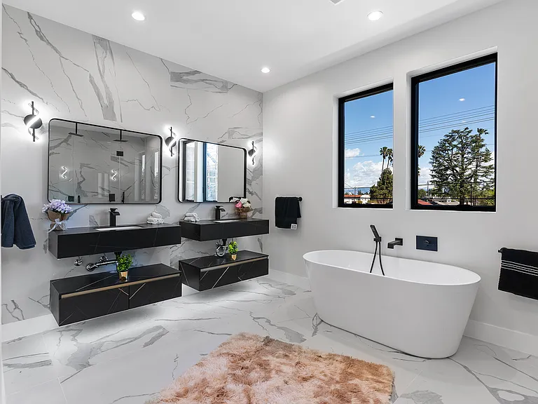 5012 Enfield Ave — Photo 35