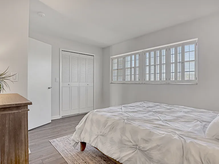 Guest bedroom 2