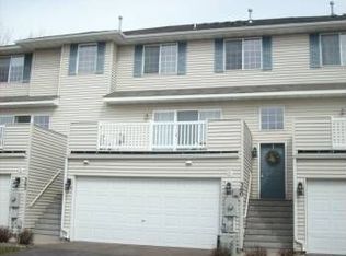 360 Gironde Ct, Woodbury, MN 55125