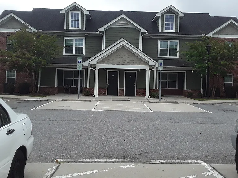 630 Rockwood Crossing Dr — Photo 1