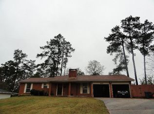 1027 Parker Dr, Laurel, MS 39440
