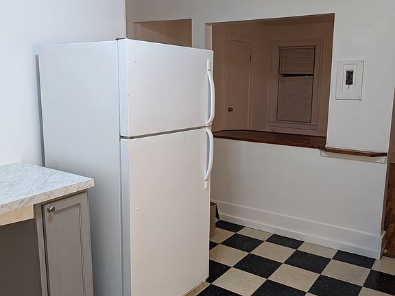 4th image of 22 Saint John St APT 7