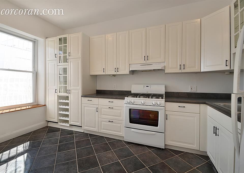 2nd image of 1 Quincy St #4A