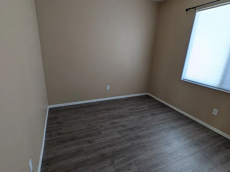 1113 Scenic Park Ter — Photo 31