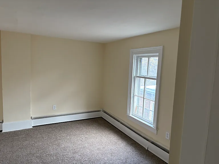 151 Allen St — Photo 6