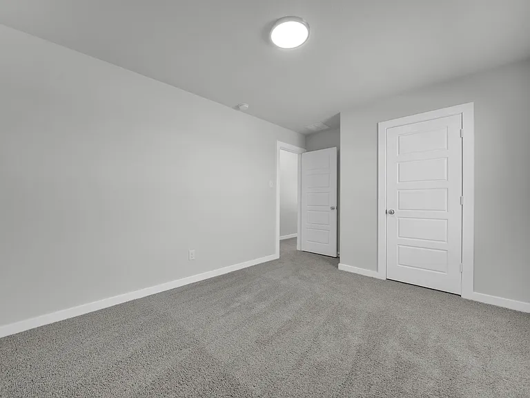 305 Millwood Ln — Photo 27