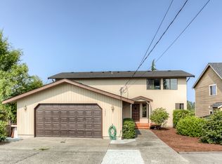 7045 13th Ave SW, Seattle, WA 98106