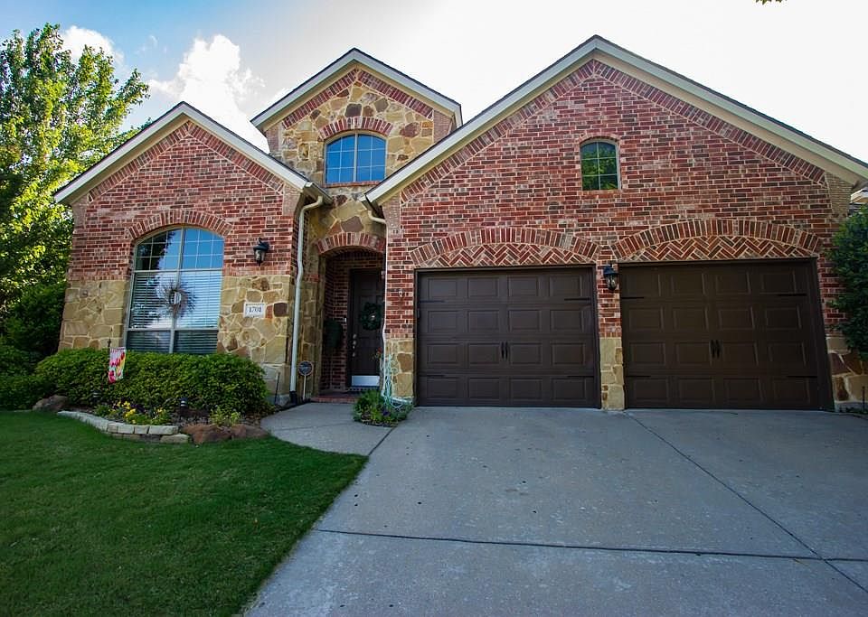 1st image of 1701 Camberton Dr