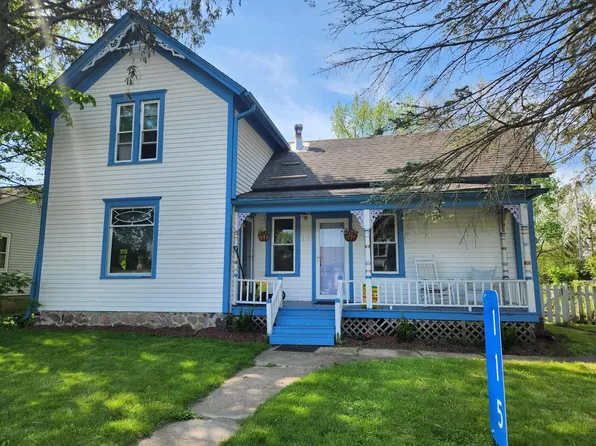 115 West Lake STREET, Silver Lake, WI 53170