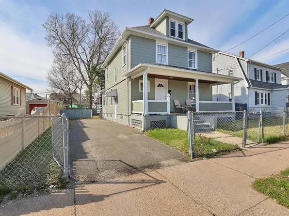 78 Governor St, Springfield, MA 01104