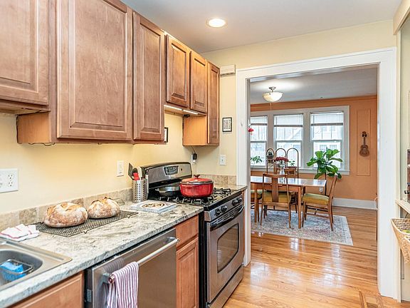 3rd image of 402 S Revena Blvd APT 1