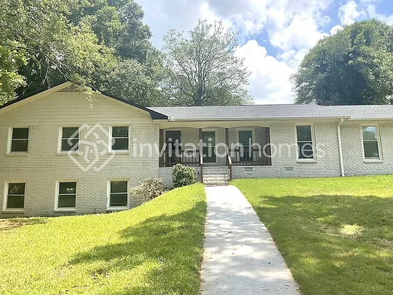 3570 Greentree Farms Dr — Photo 1