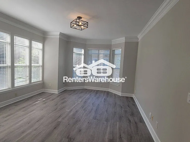 375 Highland Ave NE #920 — Photo 13