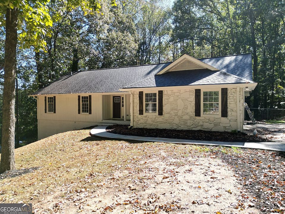 1st image of 610 Pine Grove Rd