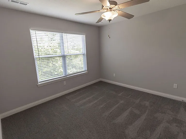 2801 Amberwood Ct — Photo 23