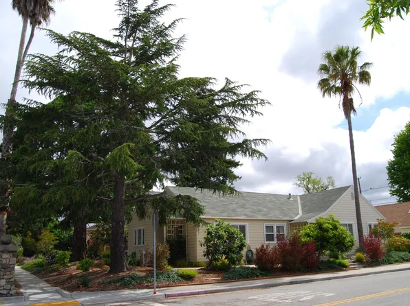 302 Morrissey Blvd, Santa Cruz, CA 95062