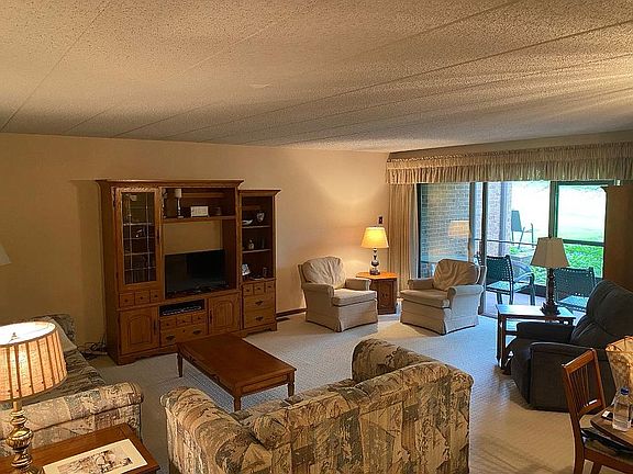 3rd image of 13218 Westview Dr #1A