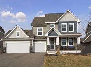 3064 Francesca Dr, Chaska, MN 55318