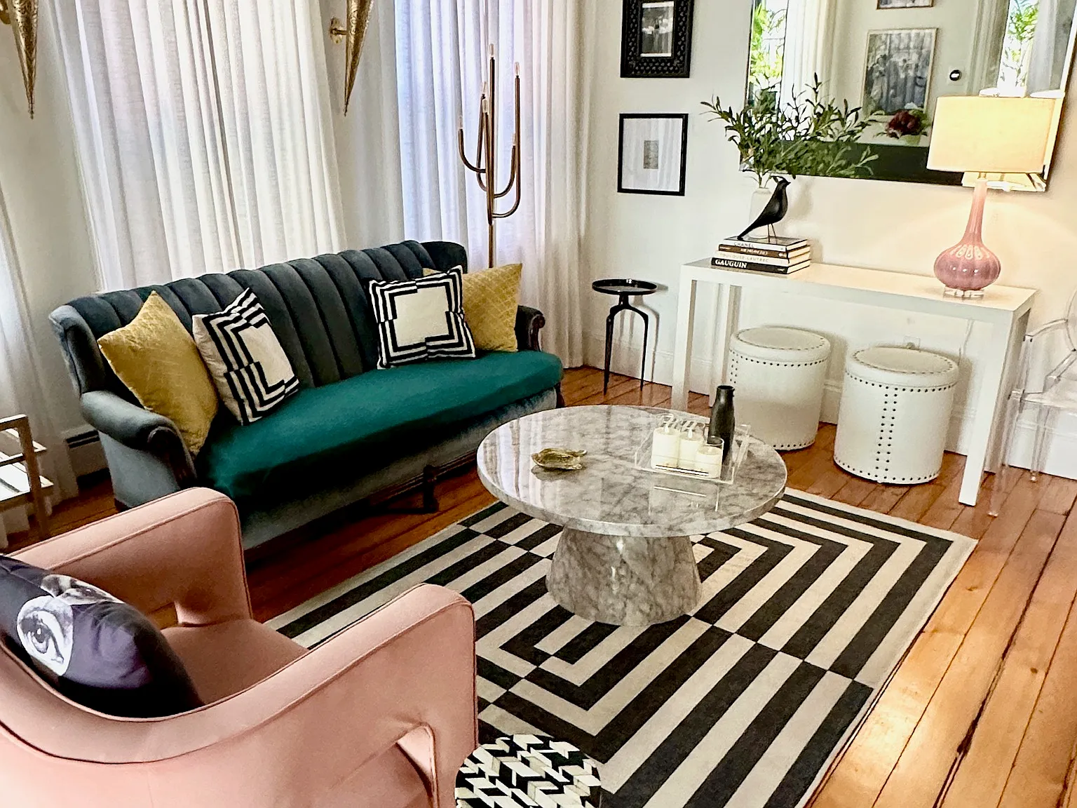 1 bed, 1000 sqft, $3,500 — Photo 1