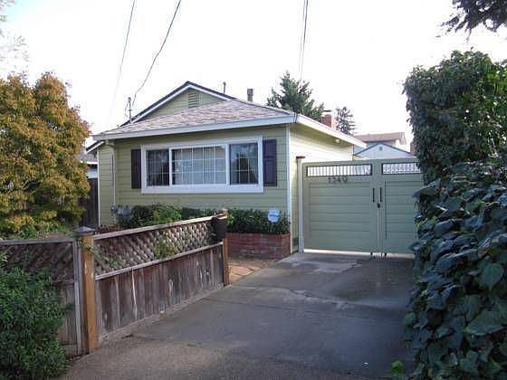 1st image of 1349 Brittan Ave