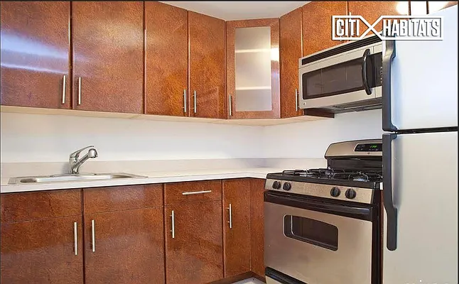 Rented by Citi Habitats | media 27