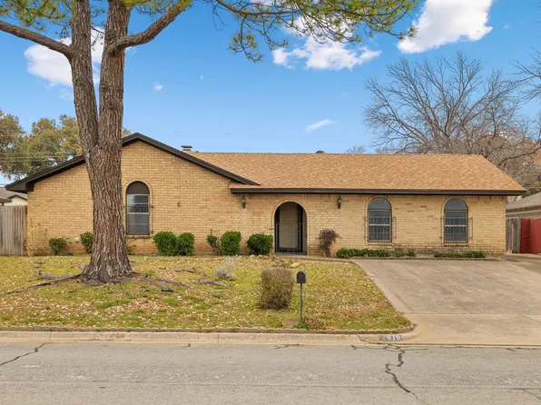 416 W Pleasantview Dr, Hurst, TX 76054