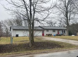 675 E Sessions Rd, Sheridan, MI