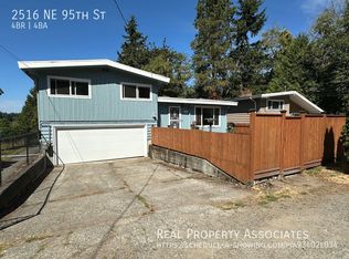 2516 NE 95th St, Seattle, WA 98115