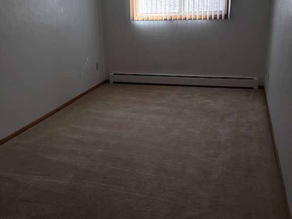 4th image of 904 24th Ave S APT 06
