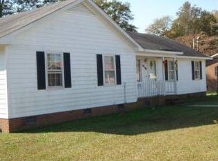 1308 9th St, Lumberton, NC 28358