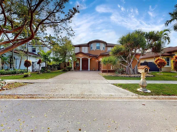 1502 SW 150th Ave, Miami, FL 33194