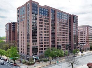 4 Martine Ave #1621, White Plains, NY 10606